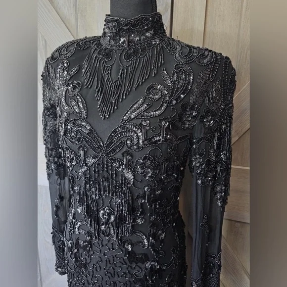 Elegant Black Beaded Evening Gown - Picture 2 of 8